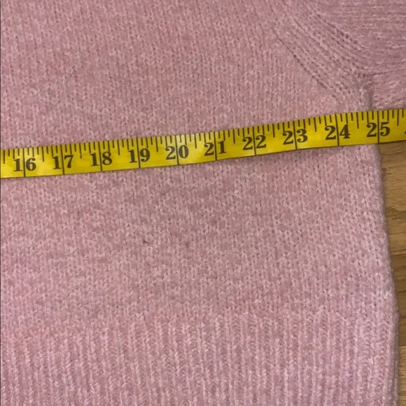 H&M Soft Pink Oversized Cropped KnitTurtleneck Sweater Womens Size XXL - Picture 3 of 5